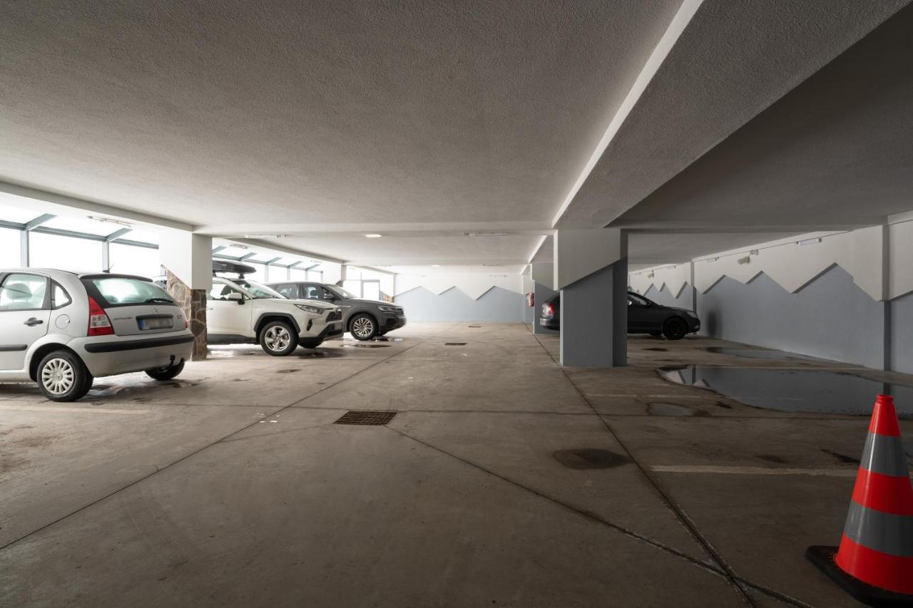 Apartment Yolo - 4 Person - Garage Parking - Ski In Ski Out Demanovska Dolina Luaran gambar